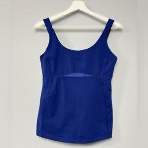 LULULEMON Tank Pigment Blue Logo Mesh Built In Bra Scoop Neck Workout